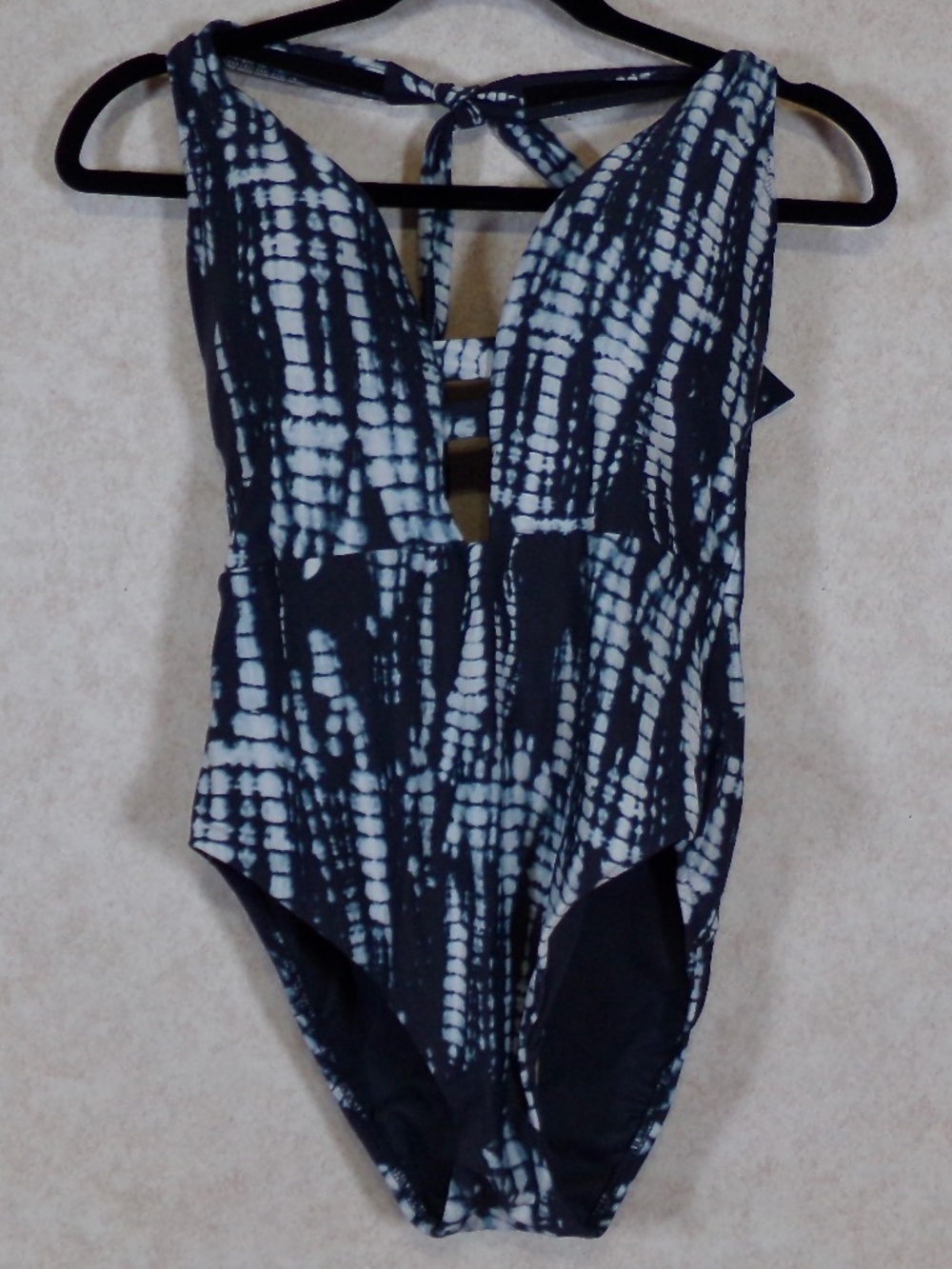 NWT Bar III Forever Tie Dye Ink Well 1 PC Swim Suit Made for Macy’s Size Small